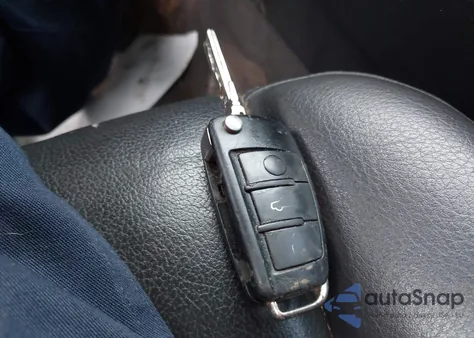 2006 Audi A4 2.0T z USA, uszkodzony, nr VIN WAUDF78E16A202998